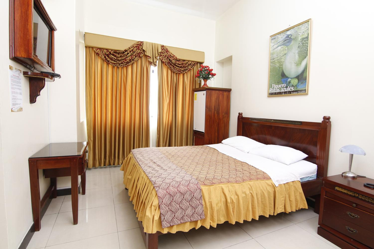 Others 3, Hotel Versailles Internacional, Guayaquil