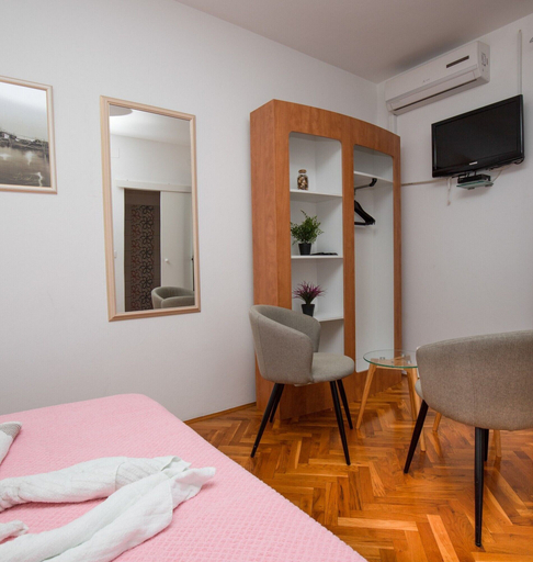 Bedroom 3, Studio Paula 2 300m From Sea, Crikvenica