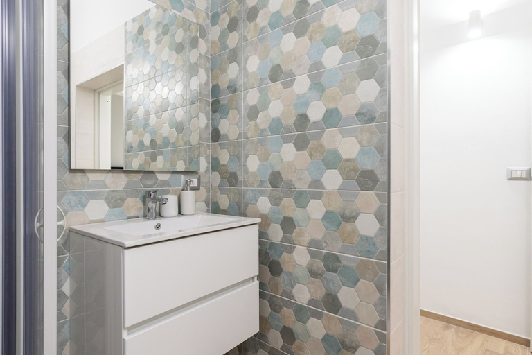 Bathroom 5, The Queen Room Bari by Wonderful Italy, Bari