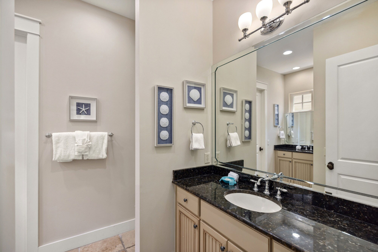 Bathroom 4, 2465 Bungalo 4 Bedroom Home by RedAwning, Walton