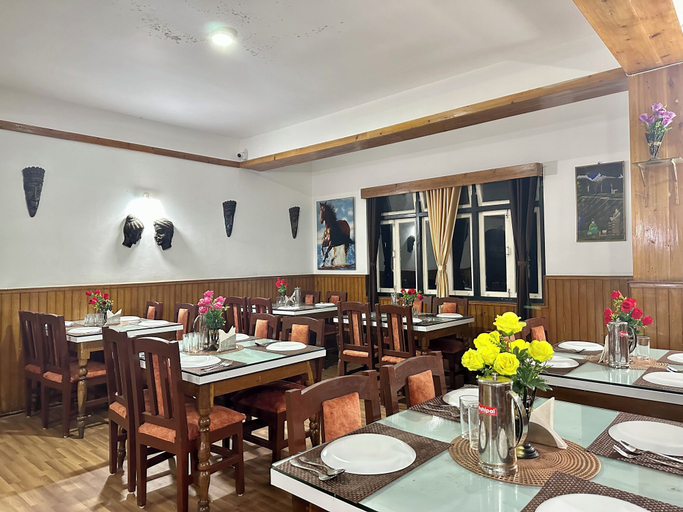 Food & Drinks 5, Hotel Norling S.K. Groups Kanchenjunga View, Pelling, West Sikkim