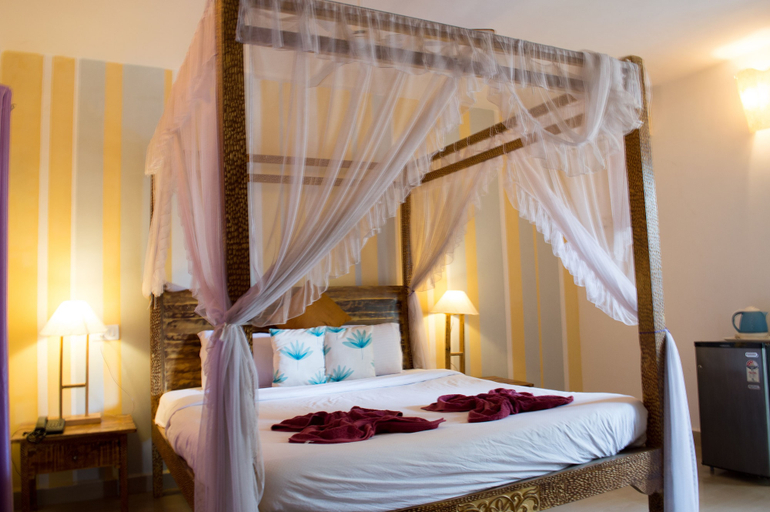 Bedroom 2, Sea View Resort, North Goa