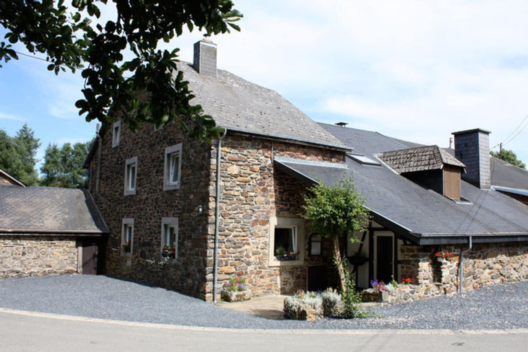 Luxurious villa with an indoor pool, Liège
