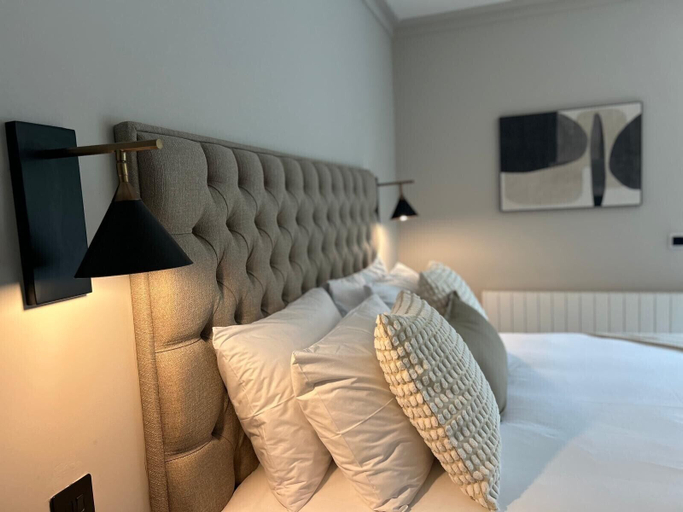 Bedroom 4, The Glen Quarter