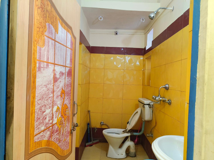 Bathroom 10