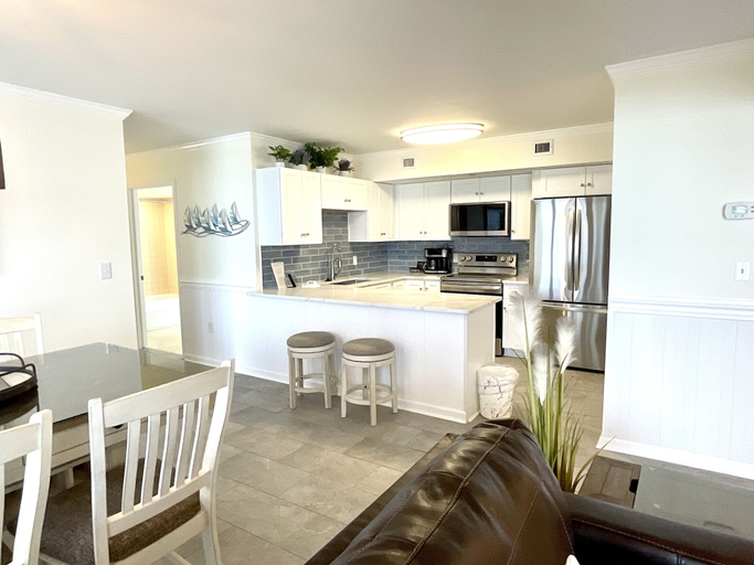 Private kitchen 4, Top Floor Ocean View Condo - Brighton 2108 2 Bedroom Condo, Horry