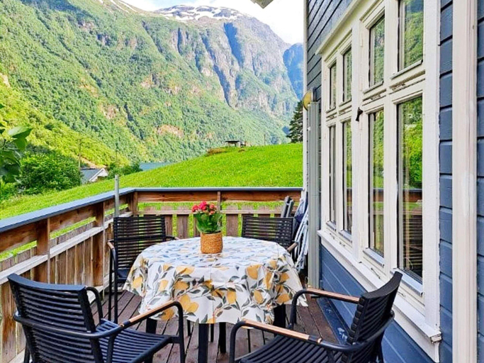 Others 5, 6 Person Holiday Home in Gudvangen, Aurland