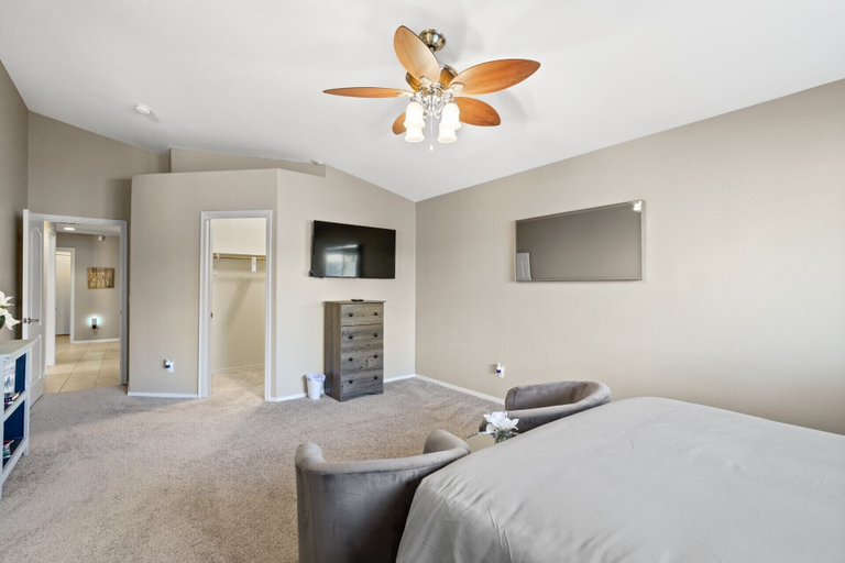 Bedroom 3, Cozy Hidden Gem - 3BR - 1Den w Backyard, Maricopa