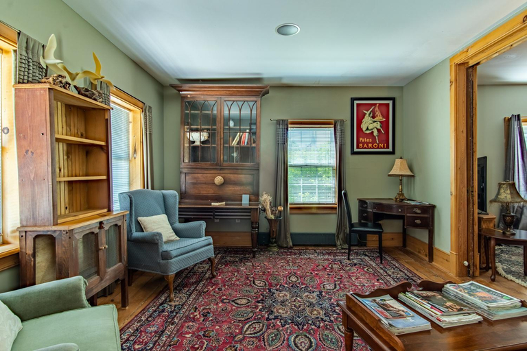 Others 5, Emilyville Inn, Northumberland
