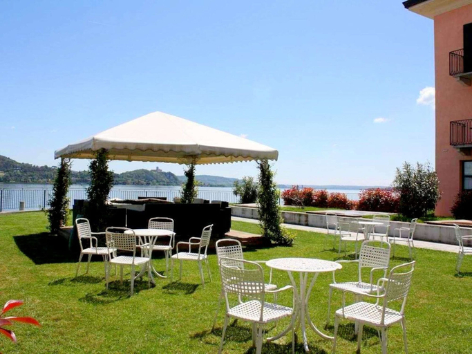 Others 4, Brand new and Elegant Residence on Lake Maggiore, Novara