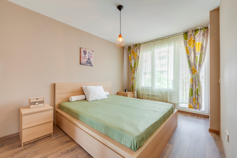 Bedroom, Bright and Newly Refurbished Apartment Near Center, Stolichna