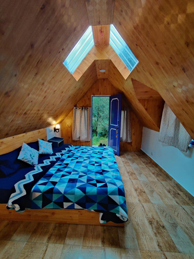 Bedroom, Last Stop Riverside wooden Huts, Camps & Dorms, Kullu