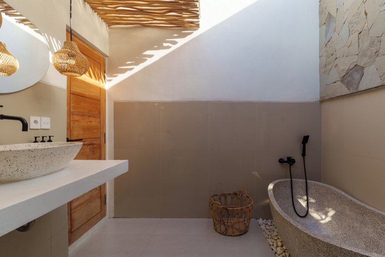 Bathroom 2, Villa Karma Kumala, Badung