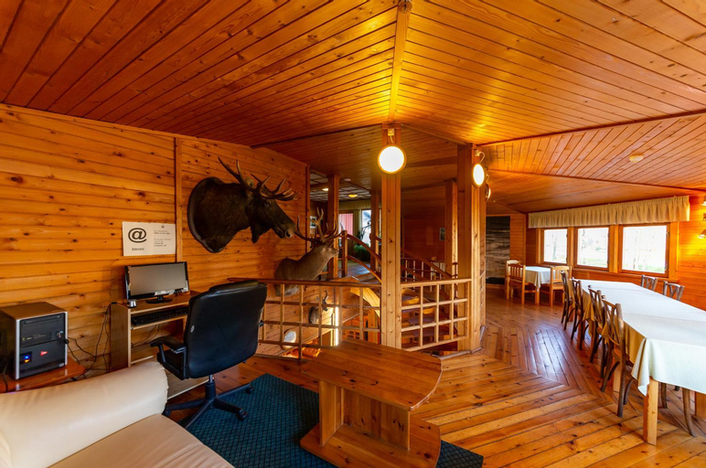 Business Facilities, Padu Hotell, Pühalepa