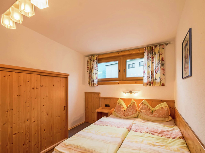 Bedroom 3, Apartment in Fugen Near the ski Area, Schwaz