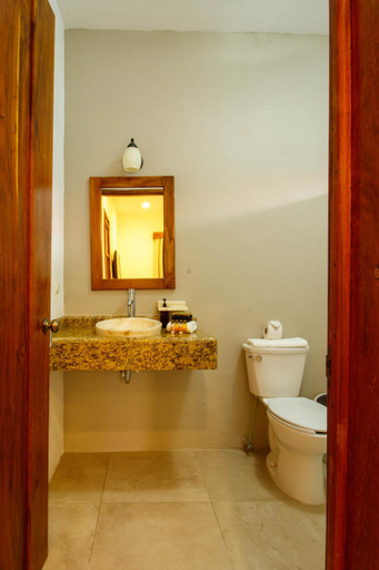 Bathroom 2, Hotel Casa Hipil, Valladolid