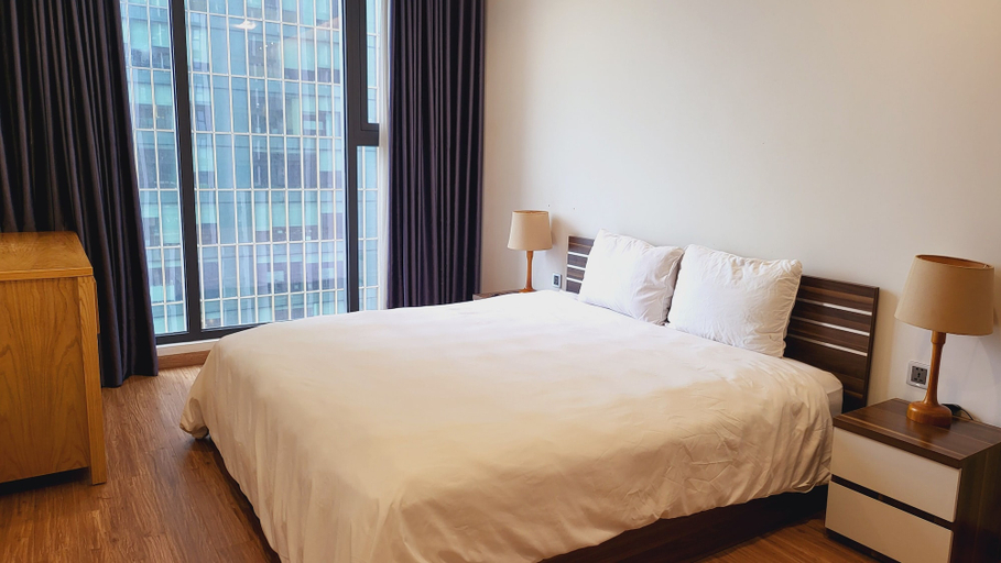Bedroom 2, Royal Condotel in Vinhomes Metropolis, Ba Đình