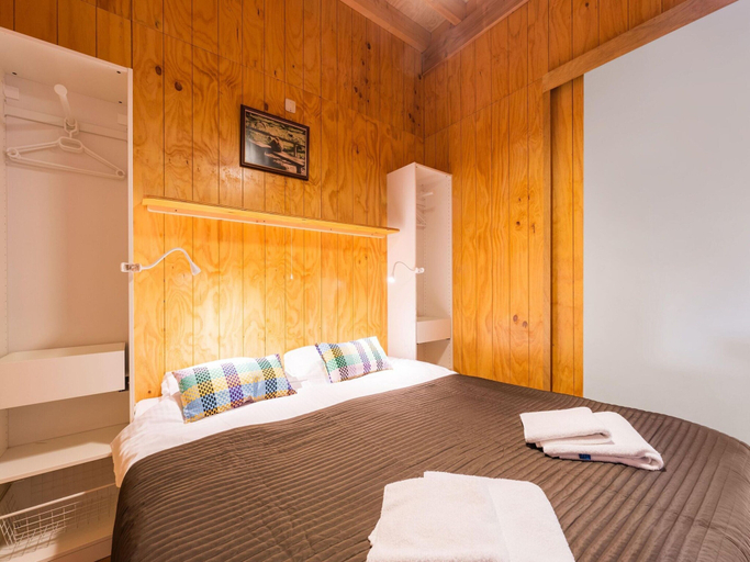 Bedroom 3, Cottage in Dwingelderveld With Scenic Views, Westerveld