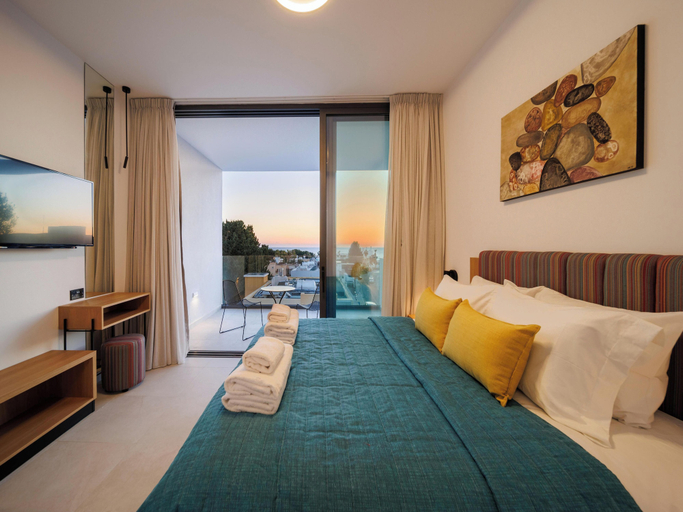 Bedroom 4, Regency  Boutique  Hotel