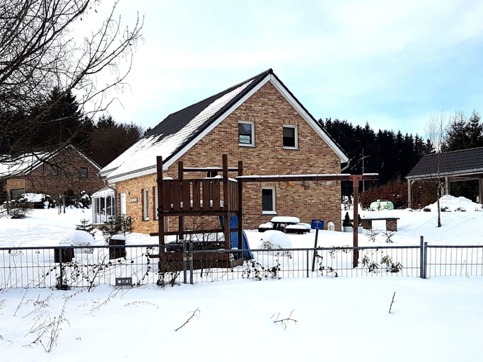 Exterior & Views 2, Wheelchair-friendly House With Sauna, Liège