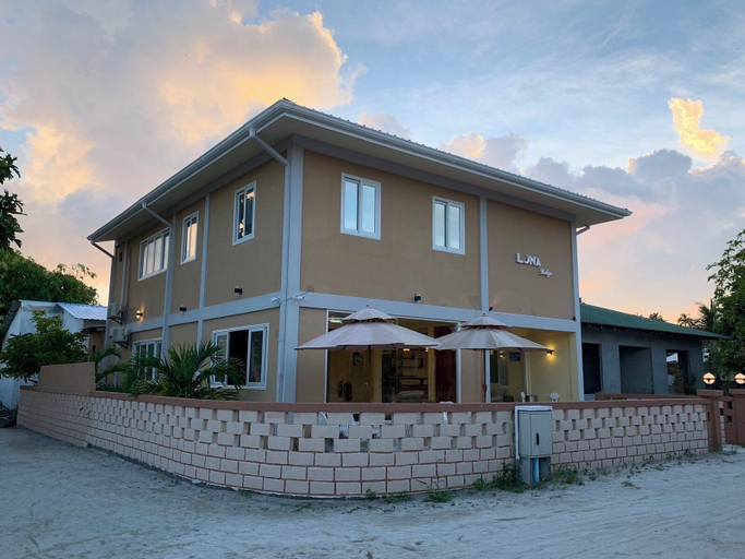Exterior & Views 2, Luna lodge