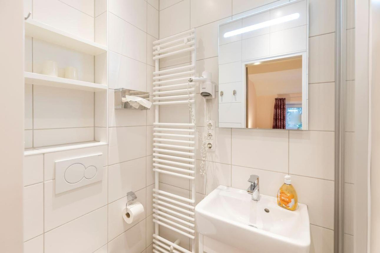 Bathroom 5, Brammers Landhotel Zum Wietzetal, Heidekreis