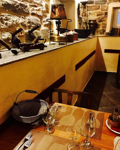 Food & Drinks 5, Hotel Lafayette, Bab Bhar