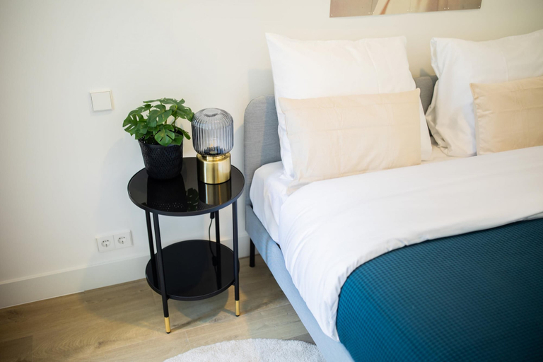 Bedroom 3, Alphabet 1BR Serviced Apartment -nb304/306-, Rotterdam