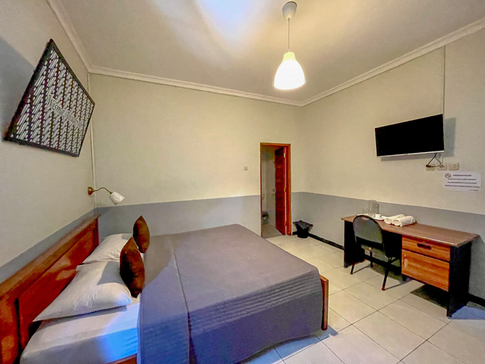 Bedroom 8