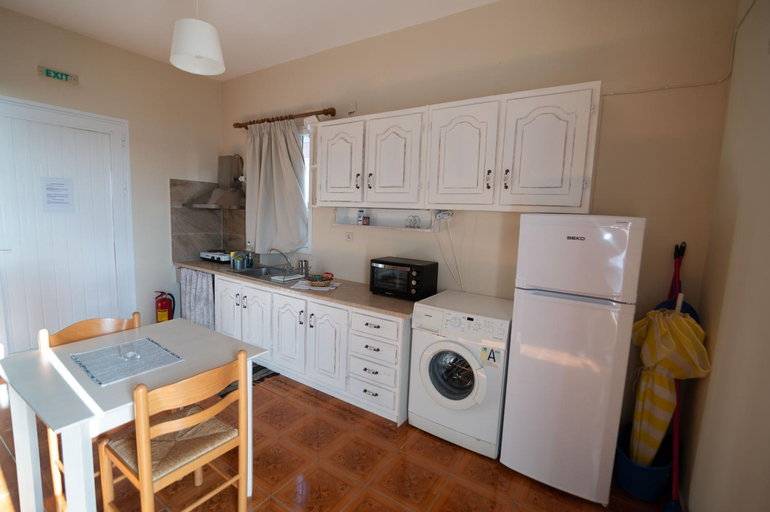 Others 5, Lorraine's Cottage Style Studios, shared swimming pool and bbq only for guests at Simotata village, Ionian Islands