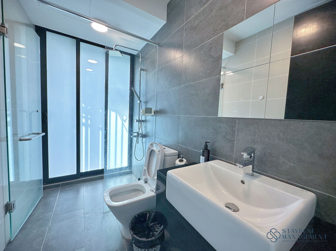 Bathroom 4, Almas Suites Puteri Harbour by Stayrene, Johor Bahru