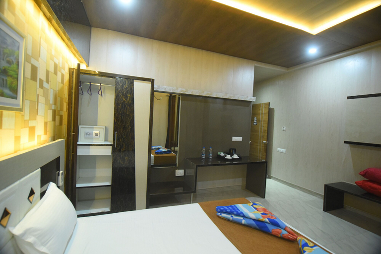 Bedroom 3, R Empire Revtree, Davanagere