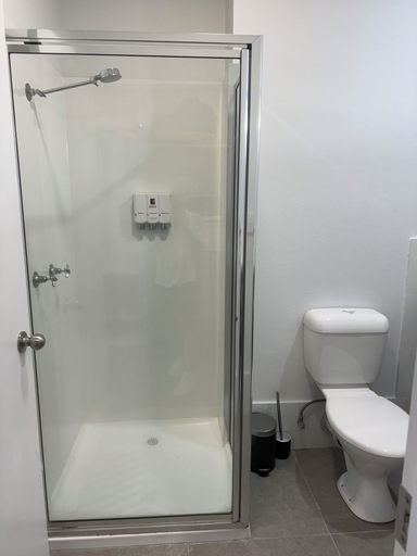 Bathroom 3, Longreach Motor Inn, Longreach