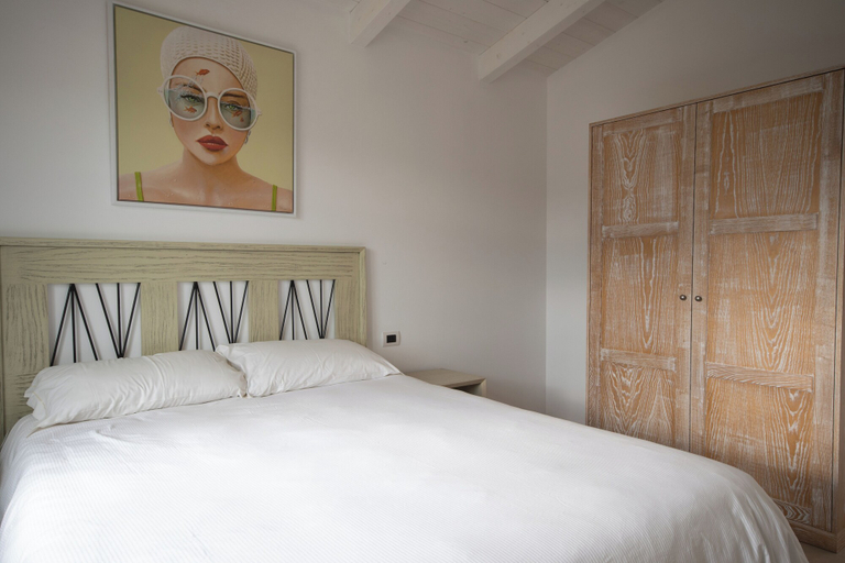 Bedroom 2, Enaja Luxury Retreat, Nuoro