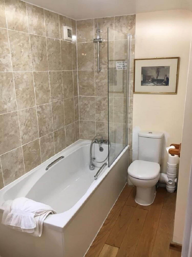 Bathroom 4, The Lampet Arms, Oxfordshire