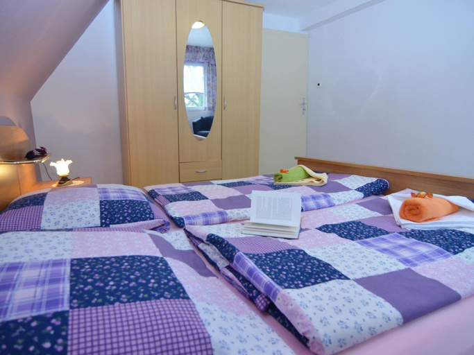 Bedroom 2, Gruppenausflug Nach Sebnitz, Sächsische Schweiz-Osterzgebirge