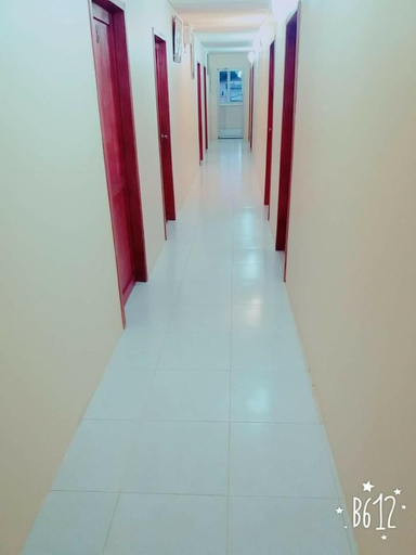 Others 5, Hostal Montecarlos, Salinas