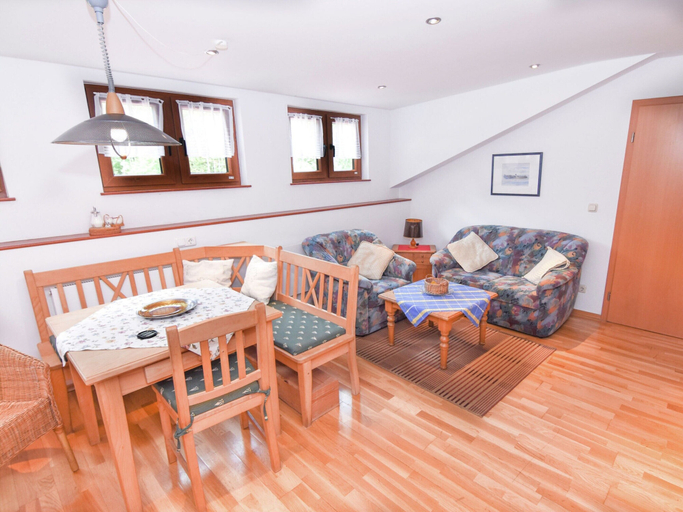 Others 4, Ferienwohnung in den Ruhpolder Bergen, Traunstein
