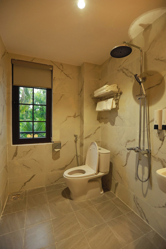 Bathroom, Le Grand Hotel - by Bay Luxury, Hai Bà Trưng