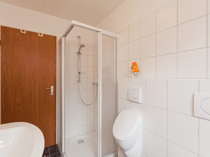 Bathroom 5, Hillesheim Romantic Escape, Vulkaneifel