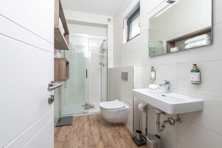 Bathroom 4, Villa Agave, Pojezerje