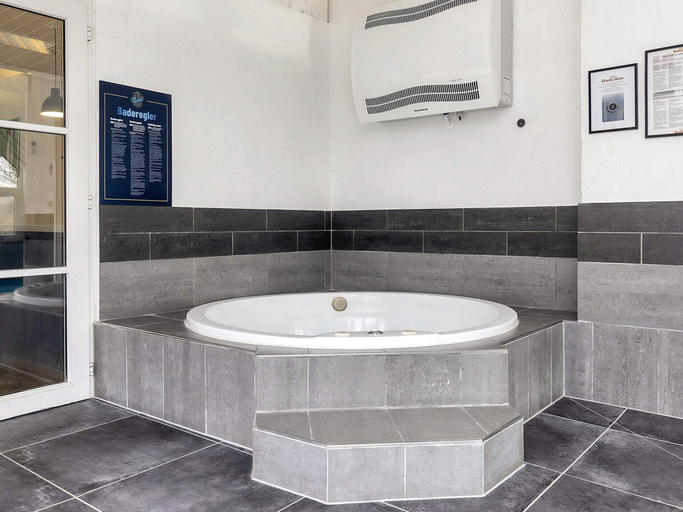 Bathroom, 4 Star Holiday Home in Blavand, Varde