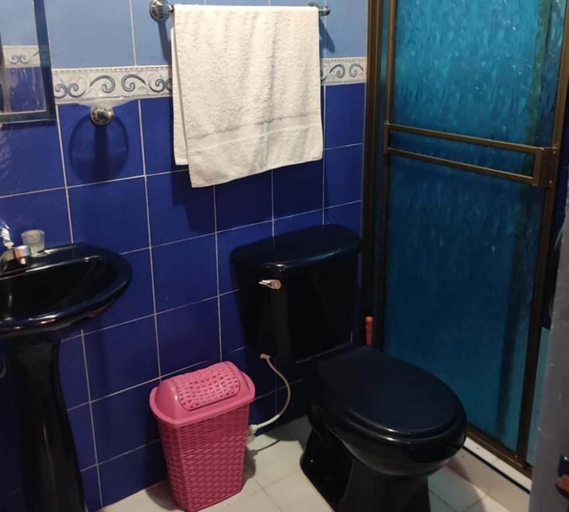 Bathroom 3, Finca Hotel Monte del Libano, Armenia