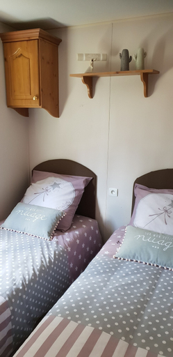 Bedroom 3, Les Pommes de Pin, Charente-Maritime