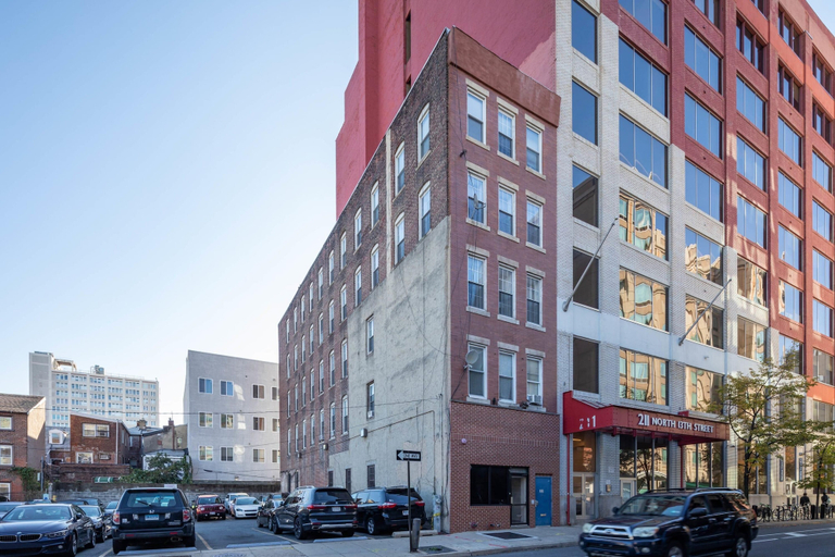 Exterior & Views 2, Stairway 3BR Apt w W D Ideal for Groups, Philadelphia