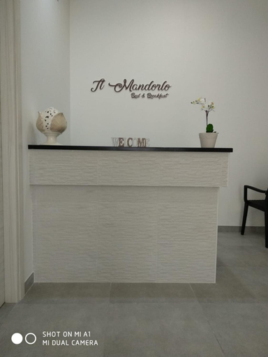 Others 5, B&B Il mandorlo, Bari