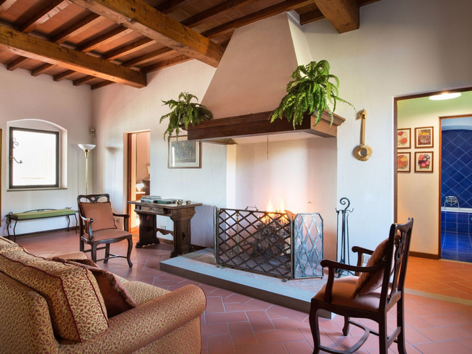 Living area 2, Belvilla by OYO Villa Iole, Florence