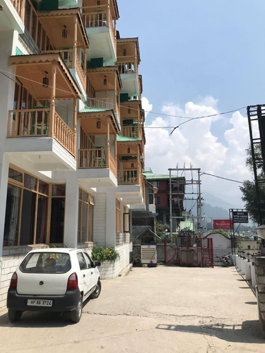 Exterior & Views 2, HOTEL EVERGREEN, Kullu