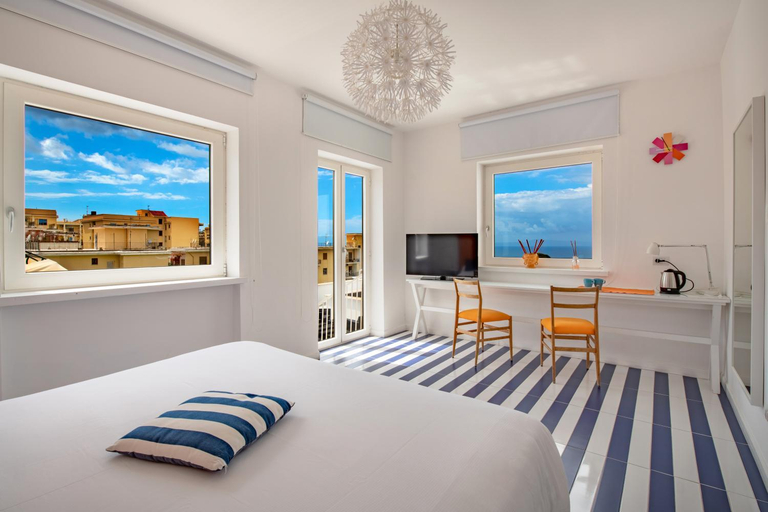 Others 2, 3 Suites View, Napoli