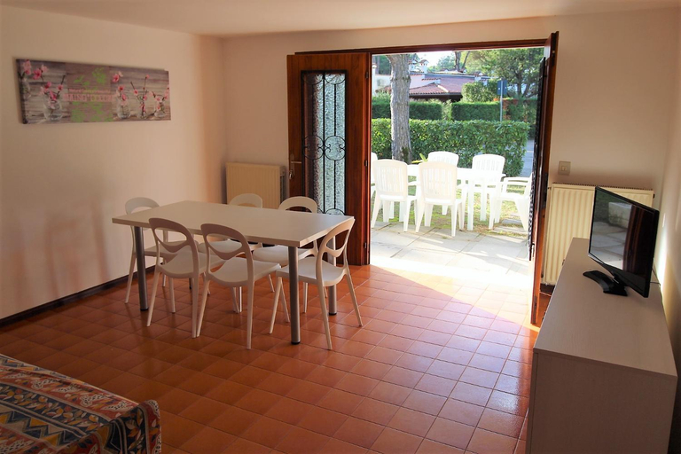 Others 3, Villa Marisa, Udine